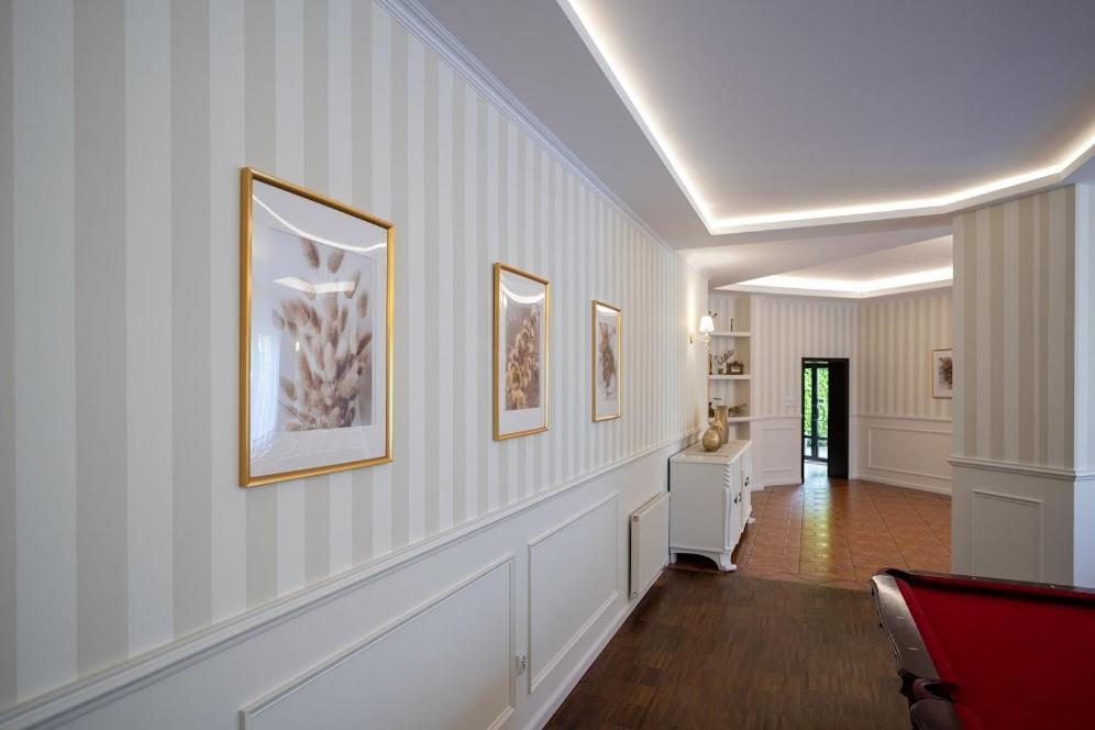 Hotel Lord Dębica Buitenkant foto