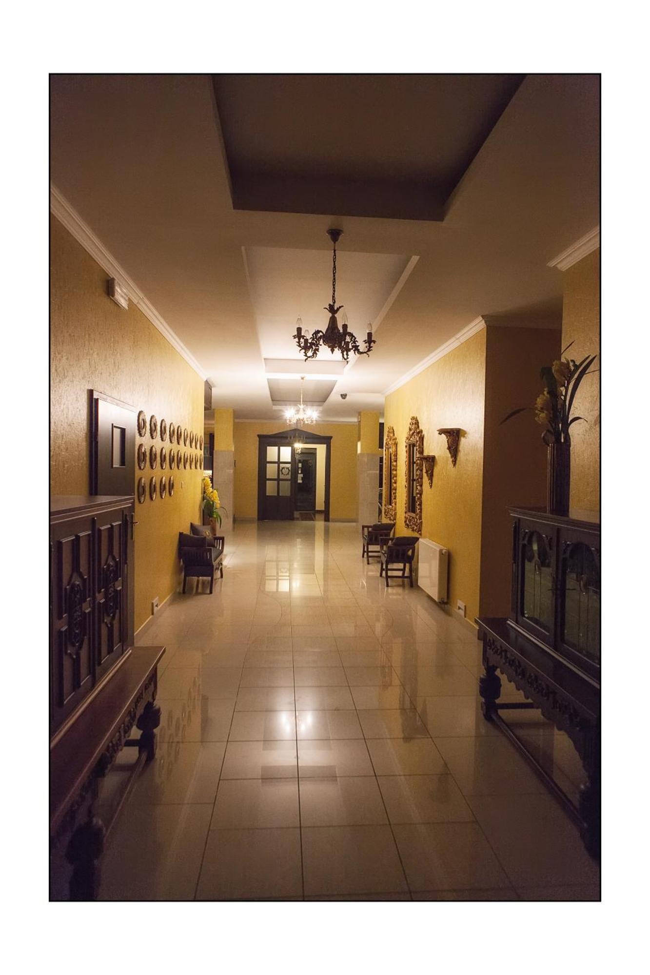 Hotel Lord Dębica Buitenkant foto