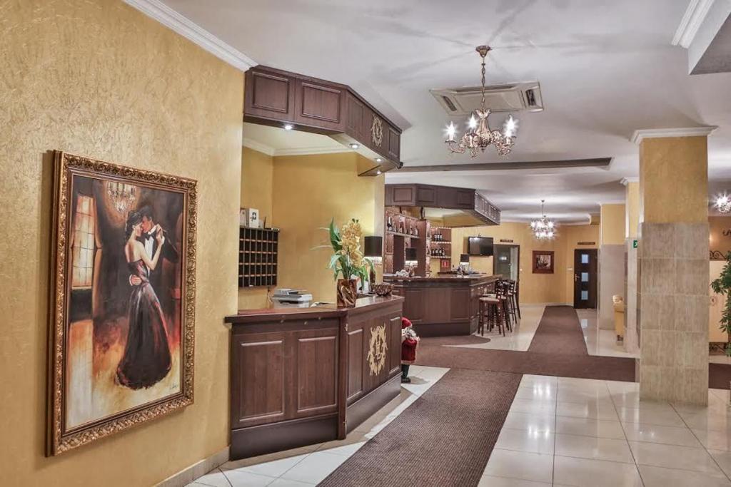 Hotel Lord Dębica Buitenkant foto